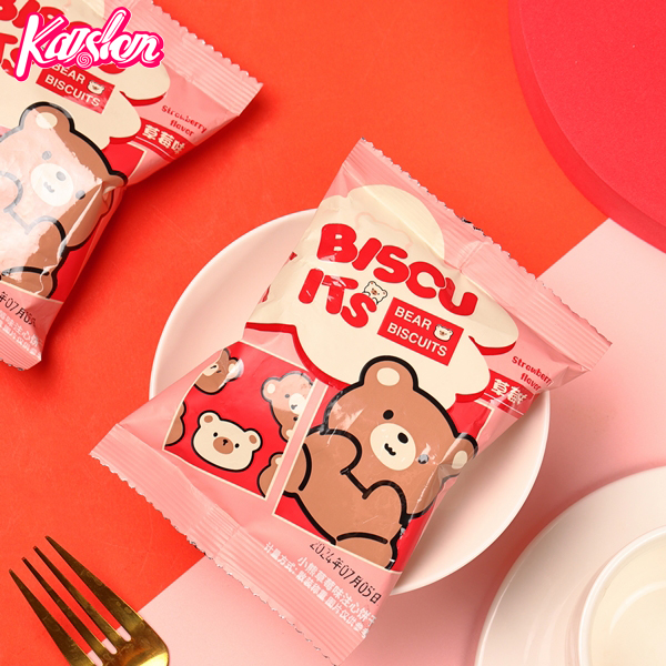 Strawberry flavor bear biscuit